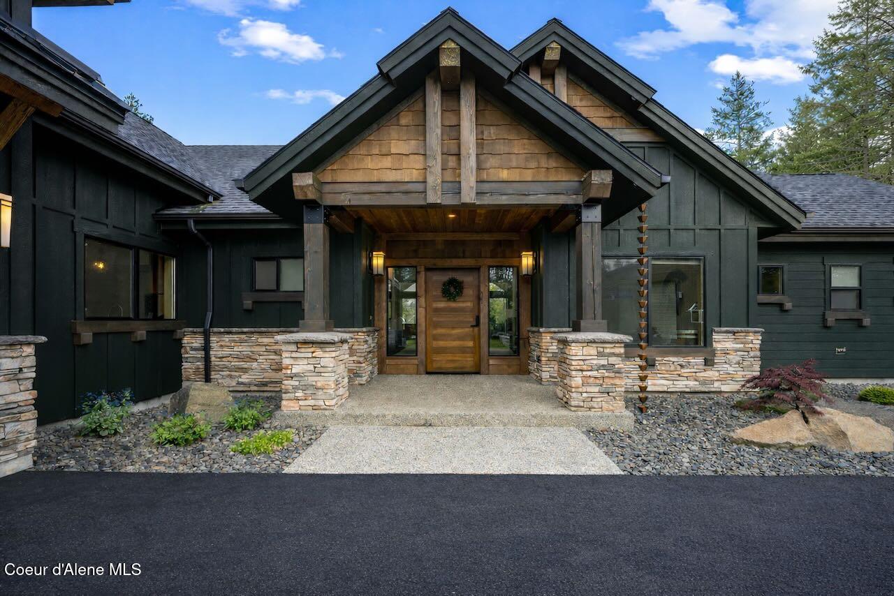 Red Alder with Side Load Garage