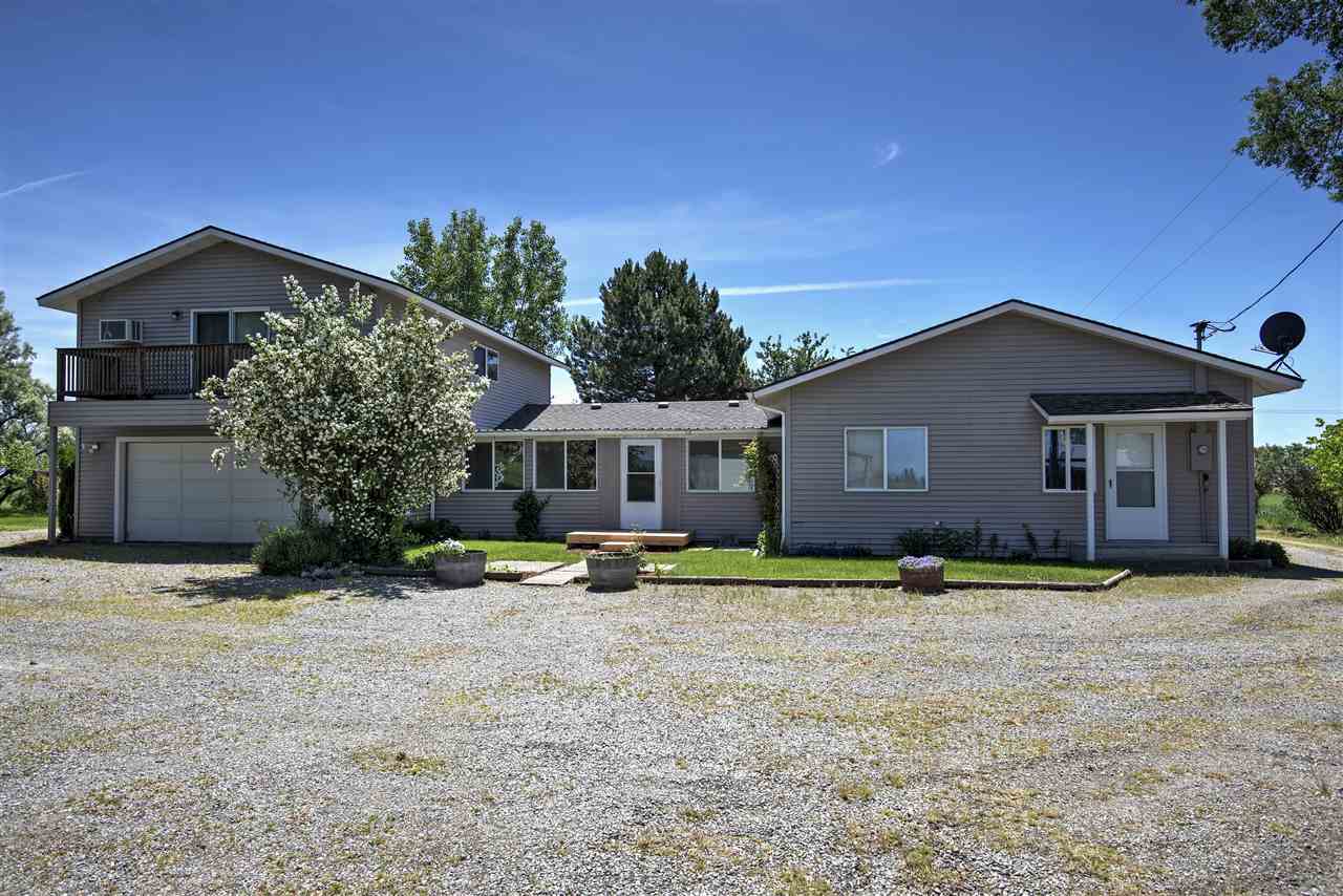 12817 East Pleasant Prairie Road Spokane, WA 99217 - Photo 2 of 20