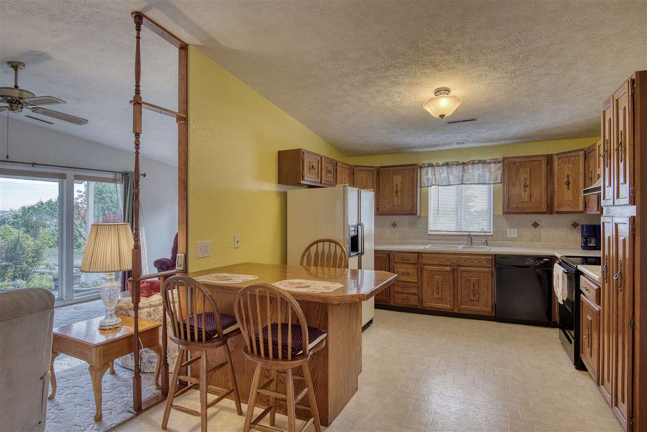 12817 East Pleasant Prairie Road Spokane, WA 99217 - Photo 10 of 20