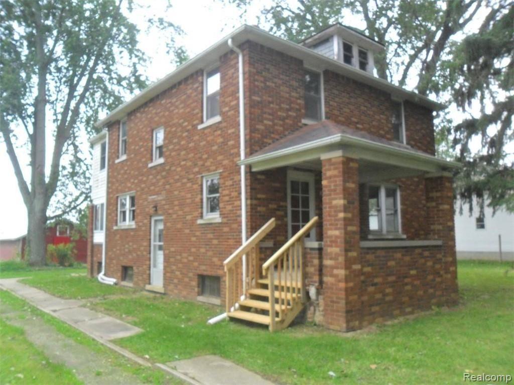 10345 Whittaker Road Ypsilanti, MI 48197 - Photo 2 of 18 whit left side.JPG