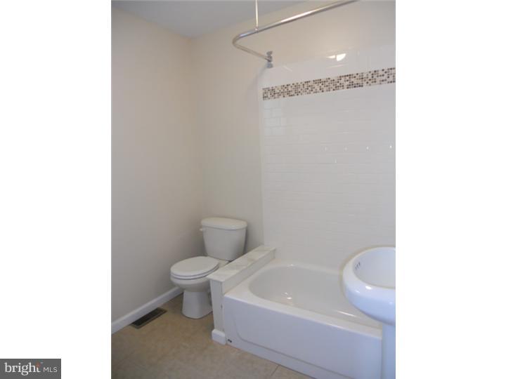 4847 Ridge Avenue Philadelphia, PA 19129 - Photo 18 of 23 Bathroom