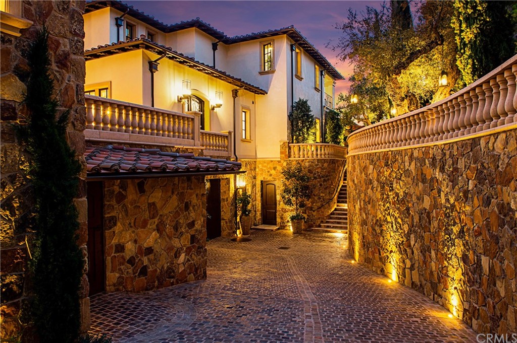7 Rickie Lane Ladera Ranch, CA 92694 - Photo 4 of 36 a view of a house with a iron gate