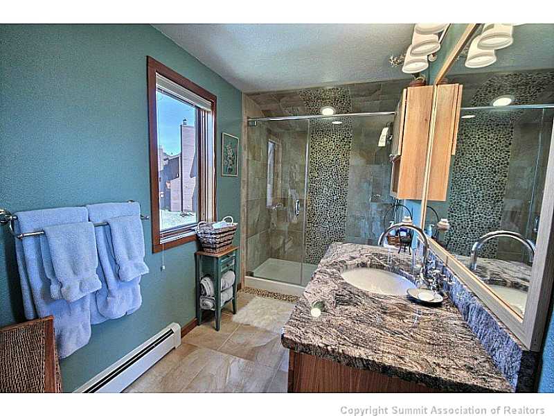 9460 Ryan Gulch Road, Unit 485 Silverthorne, CO 80498 - Photo 17 of 23 Master Bath/Spa.