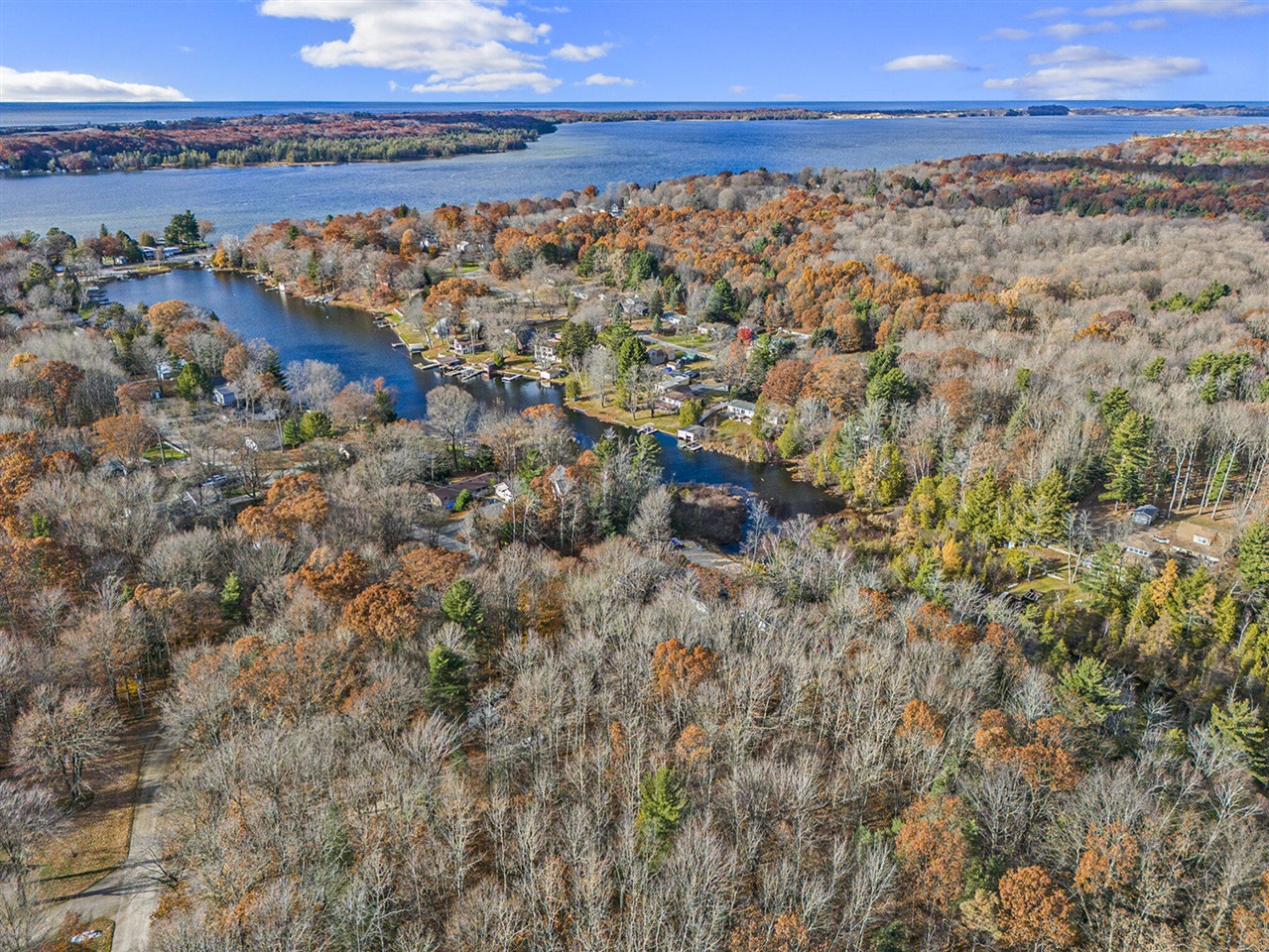 6774 Mears Road Ludington, MI 49431 - Photo 7 of 55