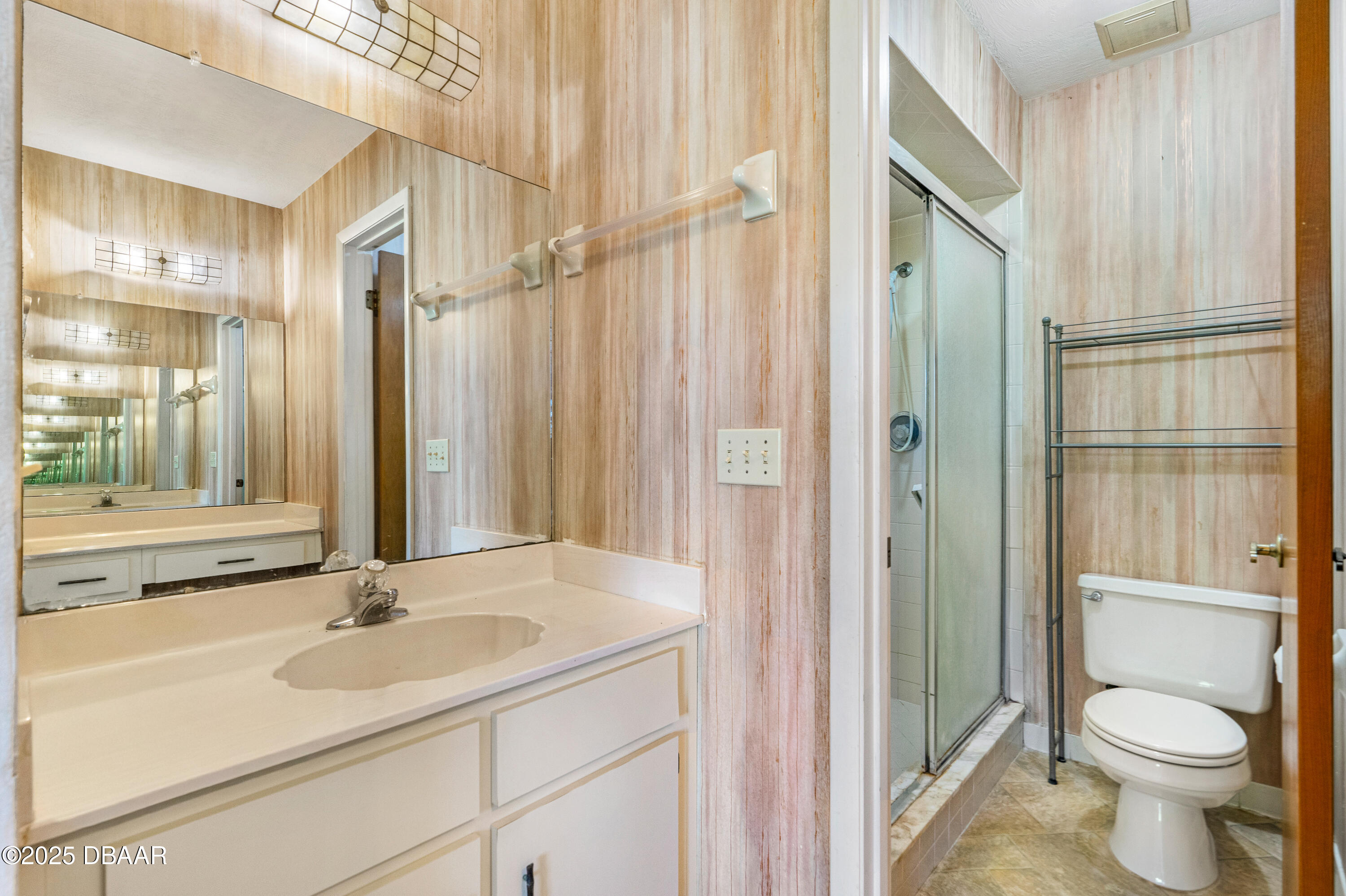 140 Limewood Place, Unit A Ormond Beach, FL 32174 - Photo 30 of 52 Upstairs Bathroom