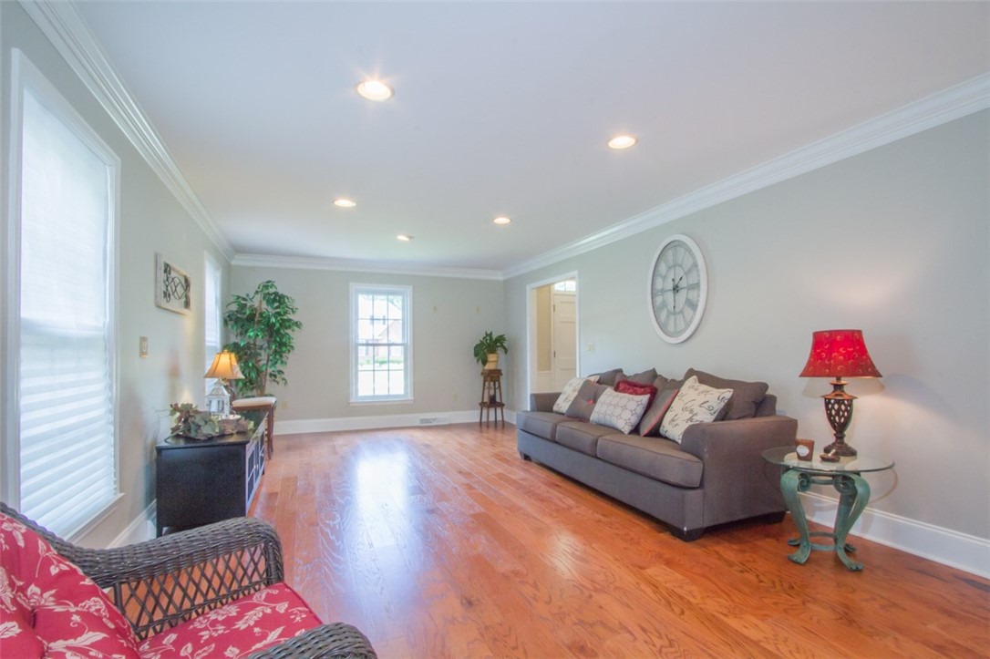 2509 Cobbs Way Anderson, SC 29621 - Photo 4 of 43 Gallery Image 4