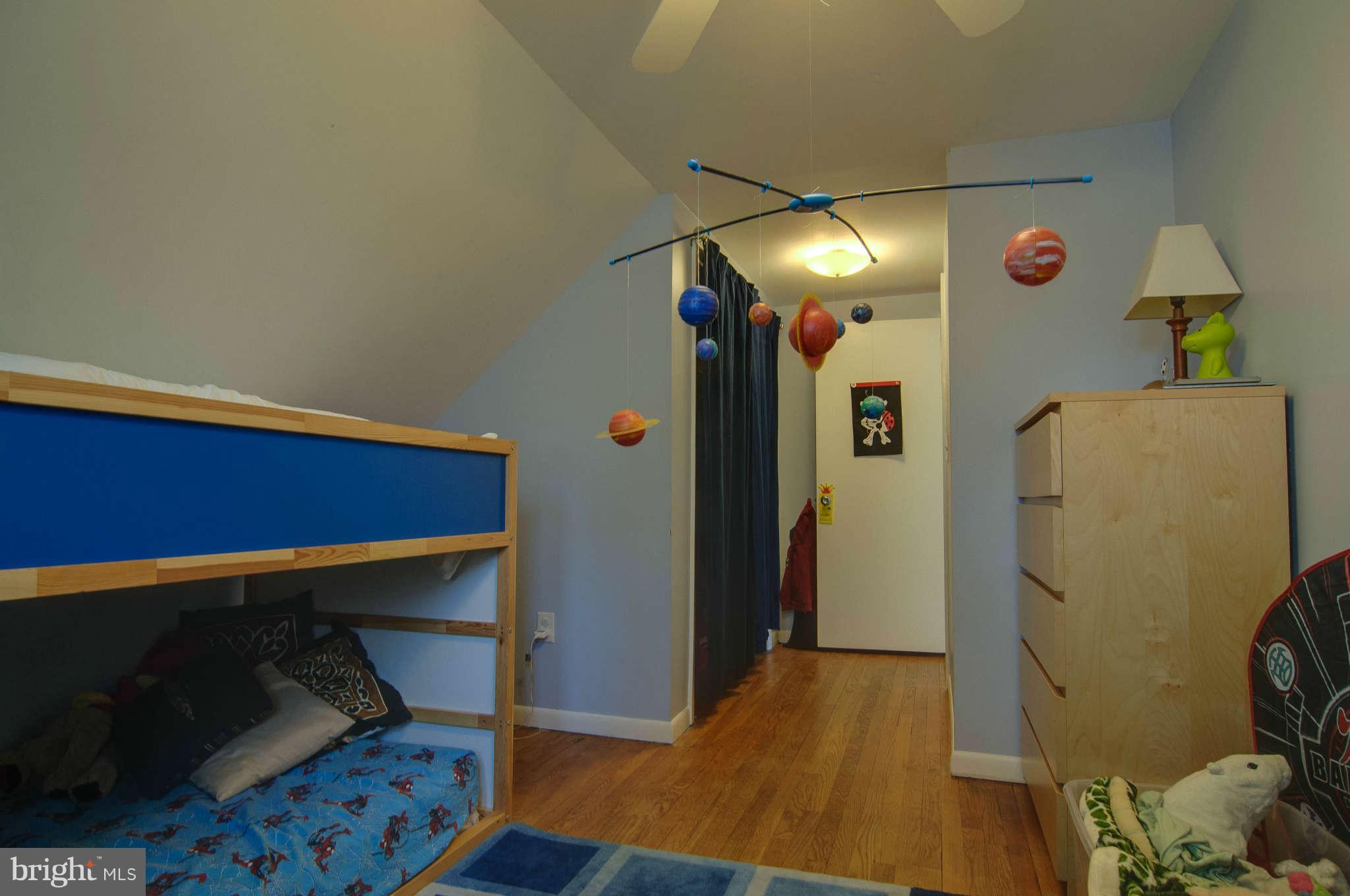 5606 Lockwood Road Cheverly, MD 20785 - Photo 14 of 29 3rd Bedroom