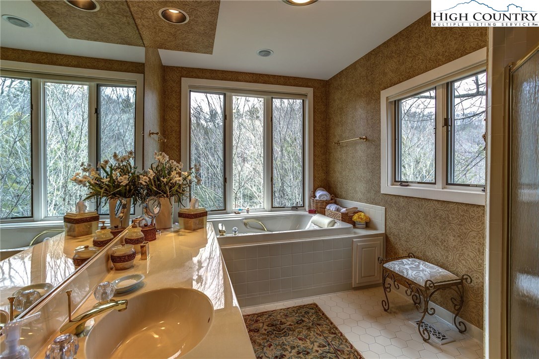 601 The Forest, Unit A2 Boone, NC 28607 - Photo 15 of 28 Gallery Image 15