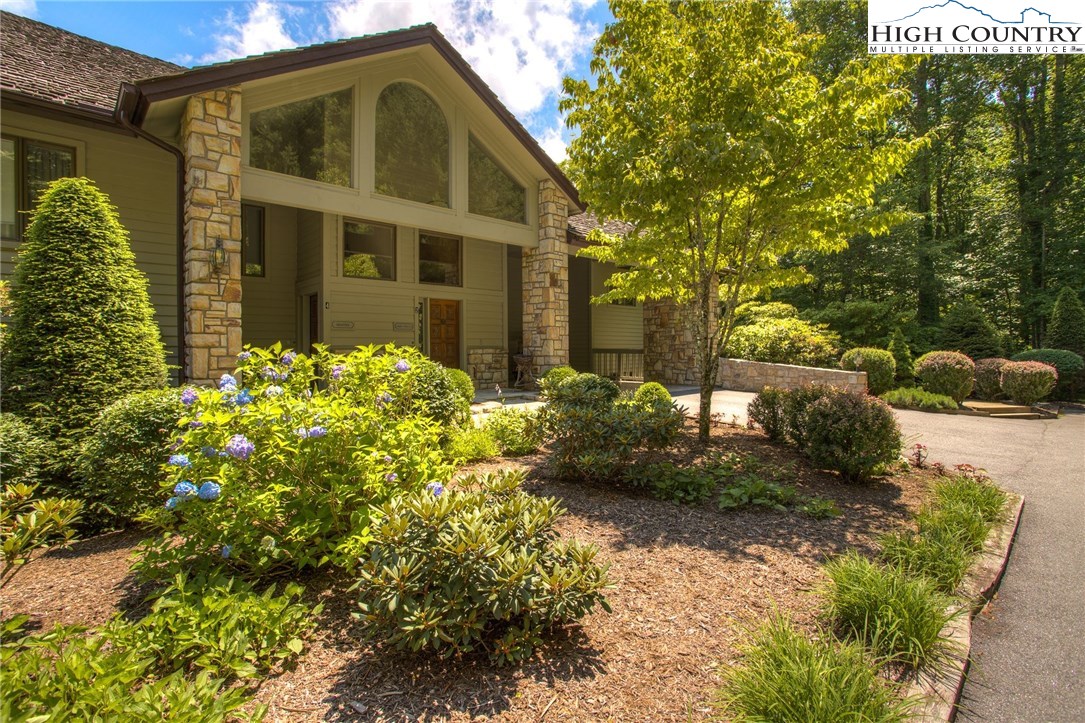601 The Forest, Unit A2 Boone, NC 28607 - Photo 2 of 28 Gallery Image 2