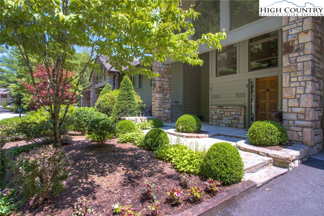 601 The Forest, Unit A2 Boone, NC 28607 - Photo 3 of 28 Gallery Image 3