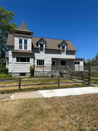 $165,000 | 429 South 7th Street, Escanaba, MI 49829
