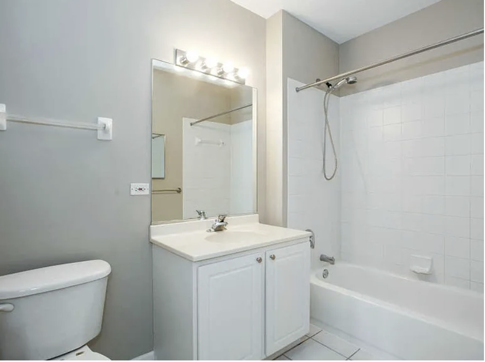 600 North Dearborn Street, Unit 1207 Chicago, IL 60654 - Photo 10 of 19