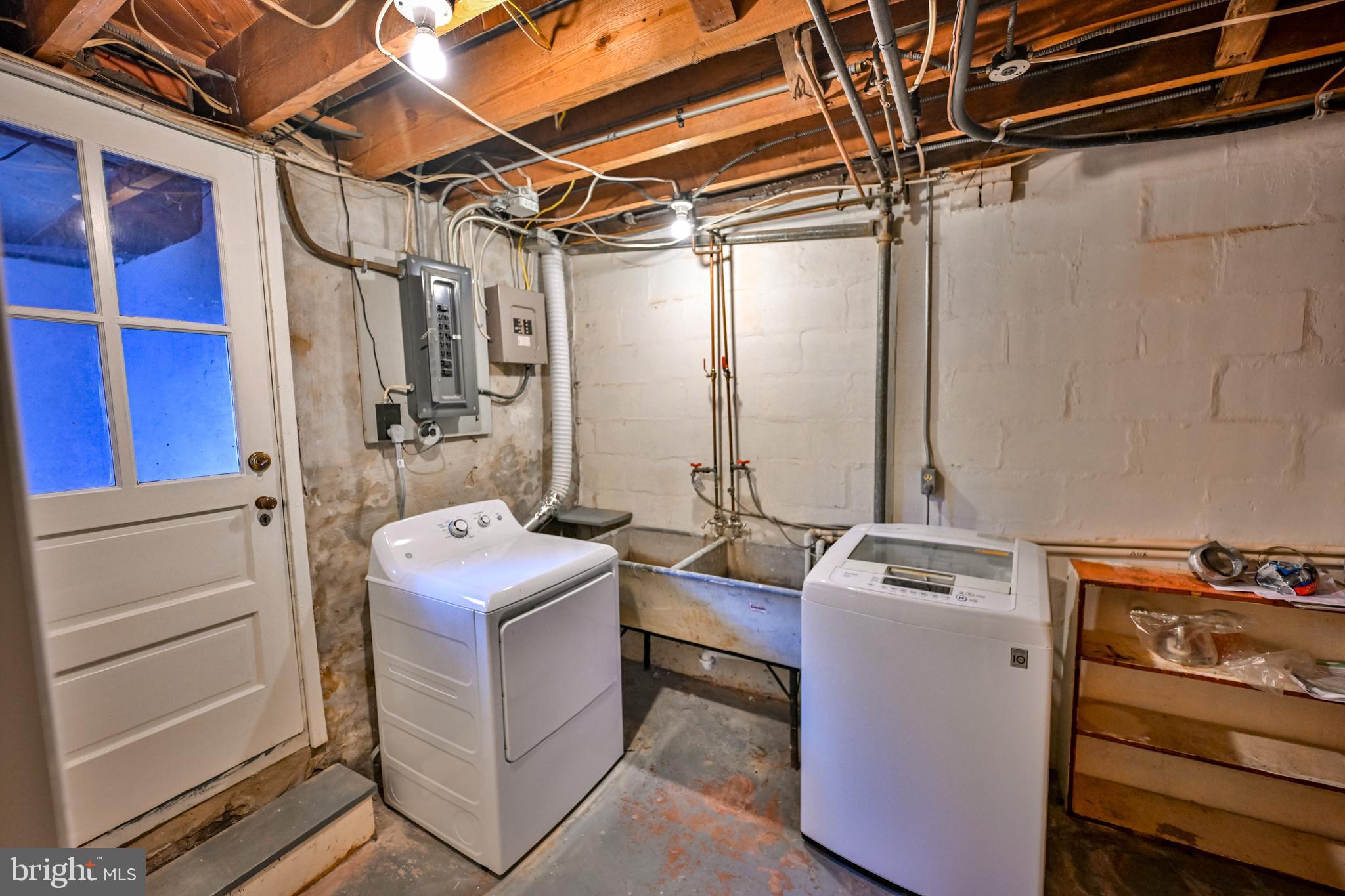 207 Murdock Road Baltimore, MD 21212 - Photo 38 of 45 Laundry room in basement