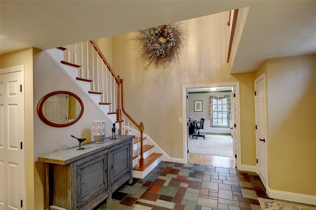 10 Stone Ridge Drive North Smithfield, RI 02896 - Photo 11 of 38 Gallery Image 11