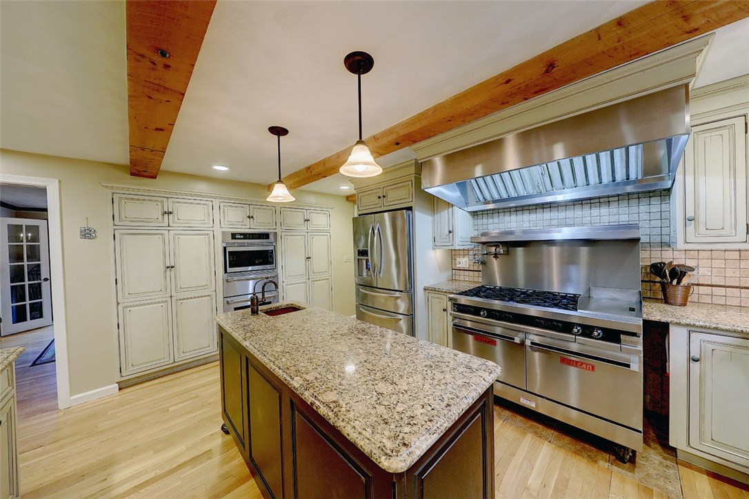 10 Stone Ridge Drive North Smithfield, RI 02896 - Photo 21 of 38 Gallery Image 21