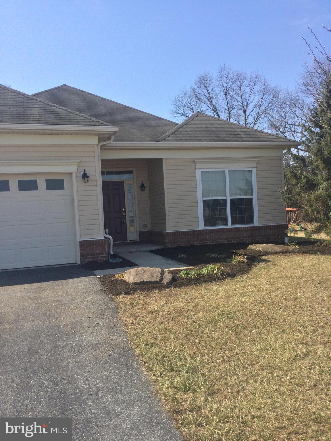 170 Hickory Ridge Circle York, PA 17404 - Photo 5 of 42 Gallery Image 5