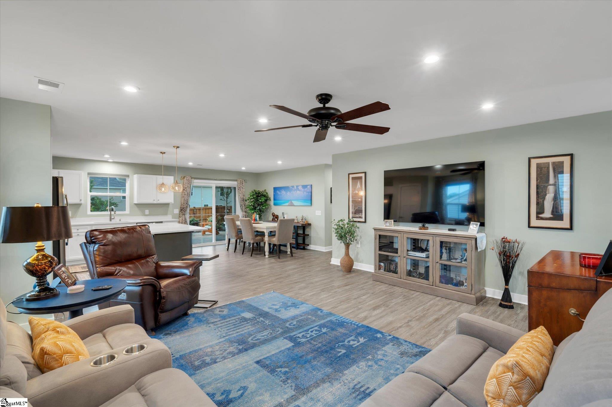 111 Bending Branch Road Greenville, SC 29605 - Photo 8 of 31 Gallery Image 8