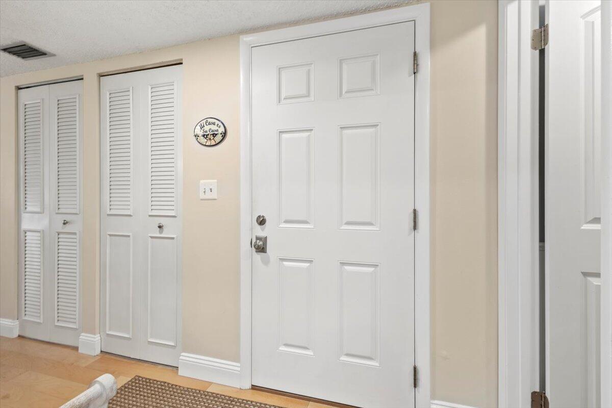 5333 Southeast Miles Grant Road, Unit 105 Stuart, FL 34997 - Photo 13 of 61 31-GG3A0089