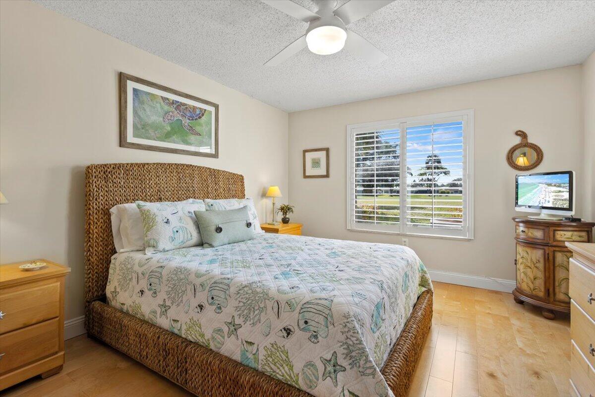 5333 Southeast Miles Grant Road, Unit 105 Stuart, FL 34997 - Photo 29 of 61 48-GG3A0146