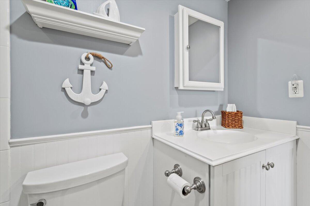 5333 Southeast Miles Grant Road, Unit 105 Stuart, FL 34997 - Photo 37 of 61 56-GG3A0170