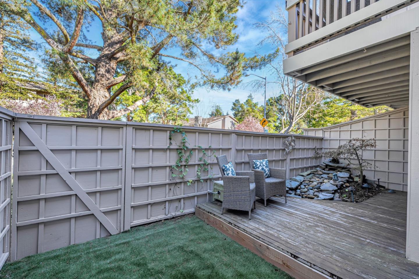 42 Weepingridge Court San Mateo, CA 94402 - Photo 40 of 45 a view of a patio in back of a house