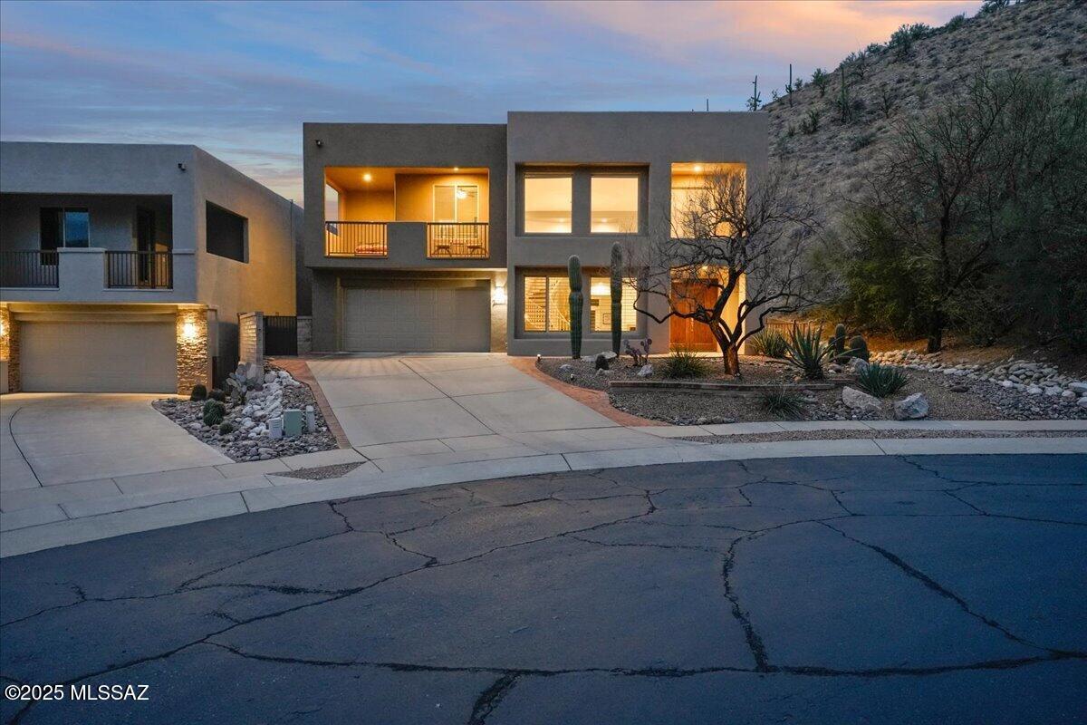5298 North Sunset Shadows Place Tucson, AZ 85750 - Photo 1 of 48