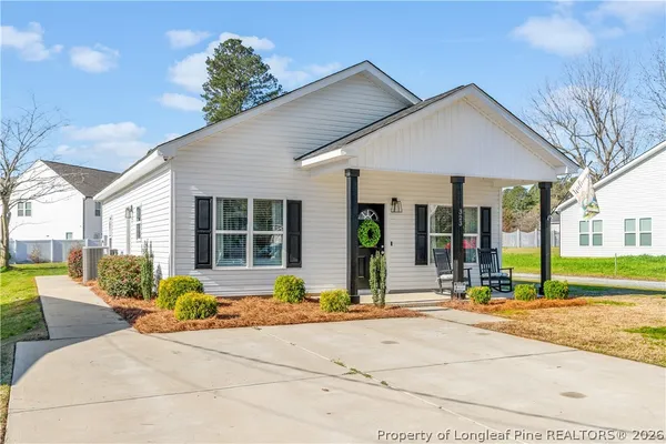 $290,000 | 323 West Woodall Street, Benson, NC 27504