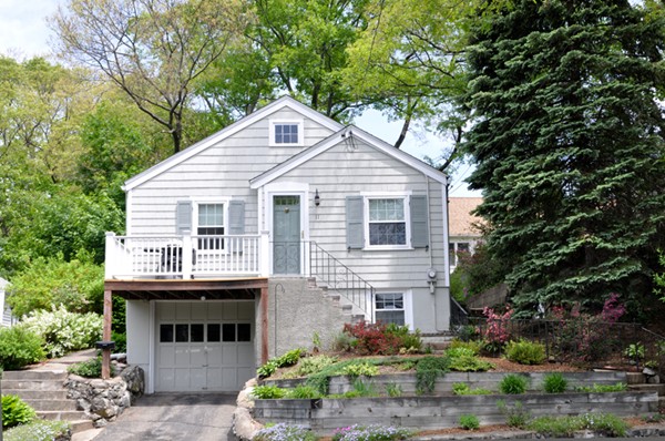 11 Heard Road Arlington, MA 02474 - Photo 1 of 8 Gallery Image 1