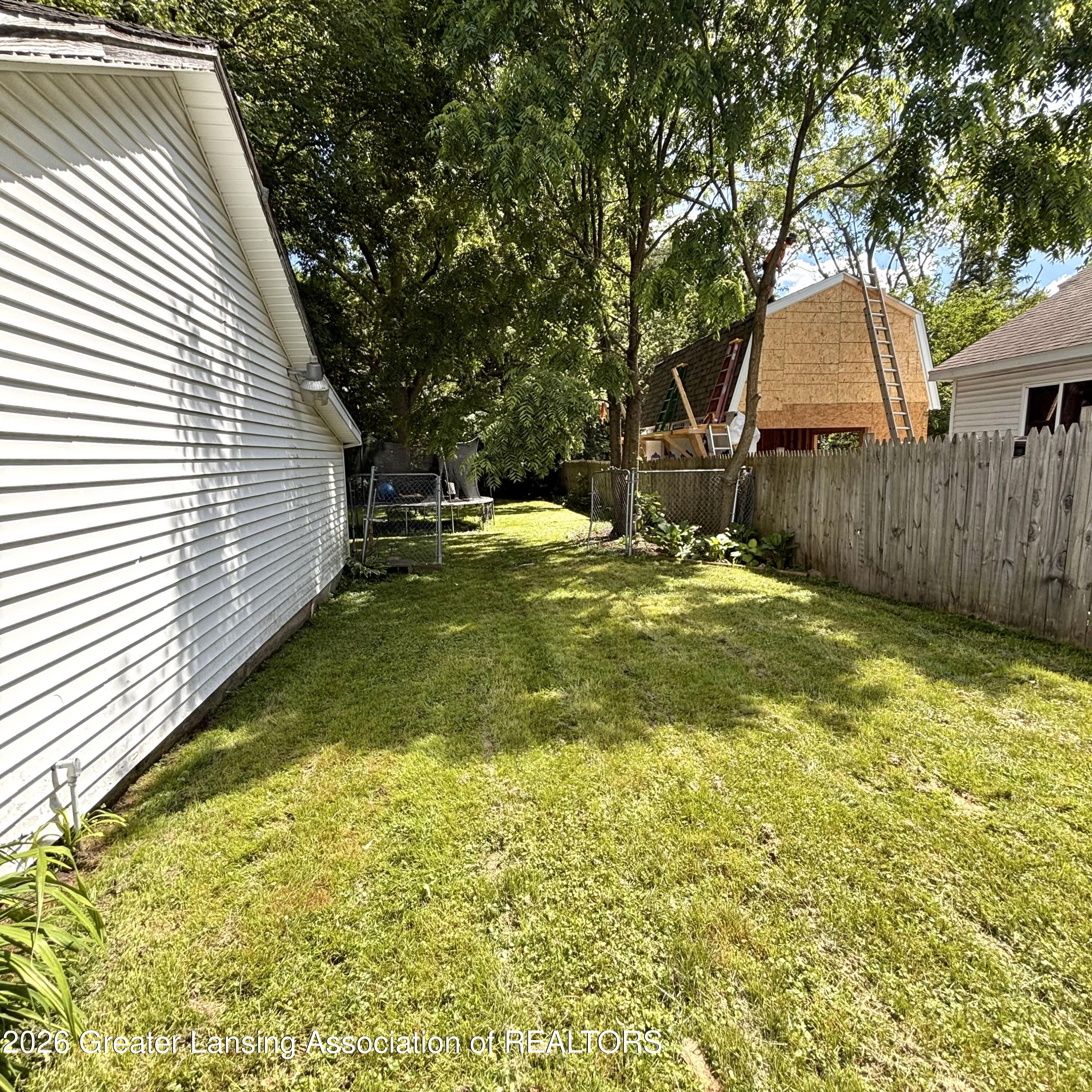 326 Potter Avenue Lansing, MI 48910 - Photo 25 of 26 IMG_3182