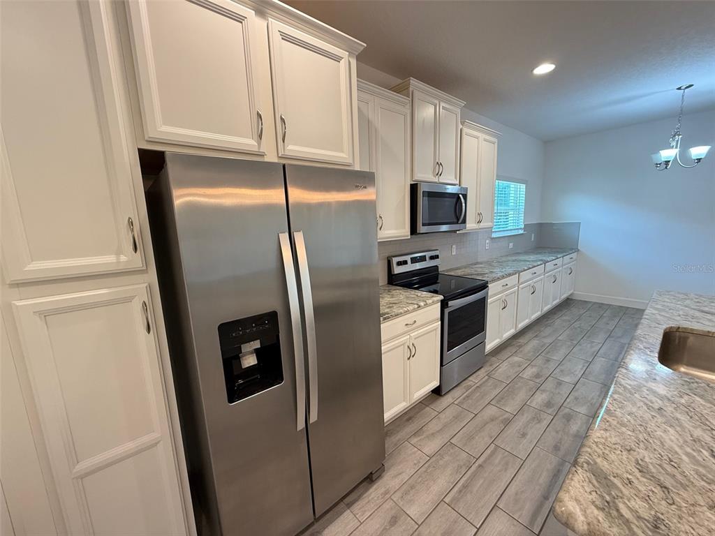 201 Messina Place Howey-in-the-Hills, FL 34737 - Photo 10 of 33