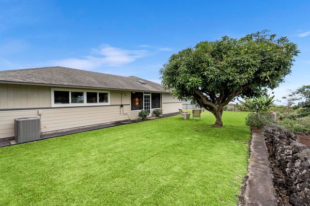 $1,100,000 | 75-263 Malulani Road, Kailua-Kona, HI 96740