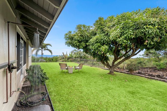 $1,100,000 | 75-263 Malulani Road, Kailua-Kona, HI 96740