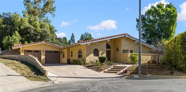 $2,170,000 | 821 Guanajuato Drive, Claremont, CA 91711