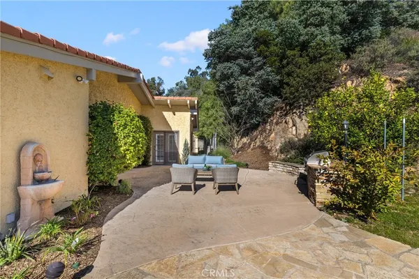 $2,170,000 | 821 Guanajuato Drive, Claremont, CA 91711