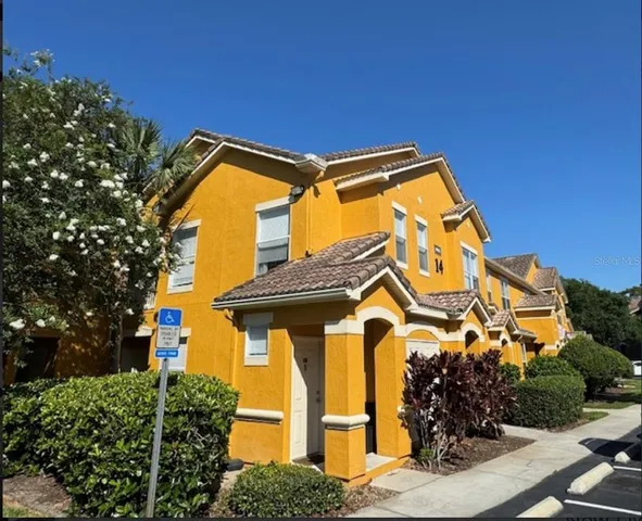 $1,975 | 8843 Villa View Circle, Unit 207, Orlando, FL 32821