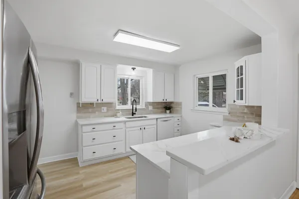 $319,000 | 11920 Cavell Street, Livonia, MI 48150