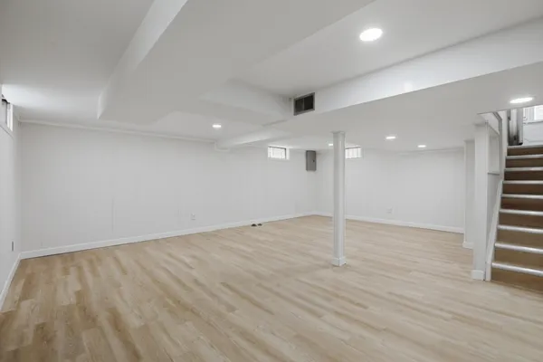 $319,000 | 11920 Cavell Street, Livonia, MI 48150