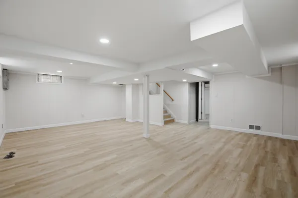 $319,000 | 11920 Cavell Street, Livonia, MI 48150