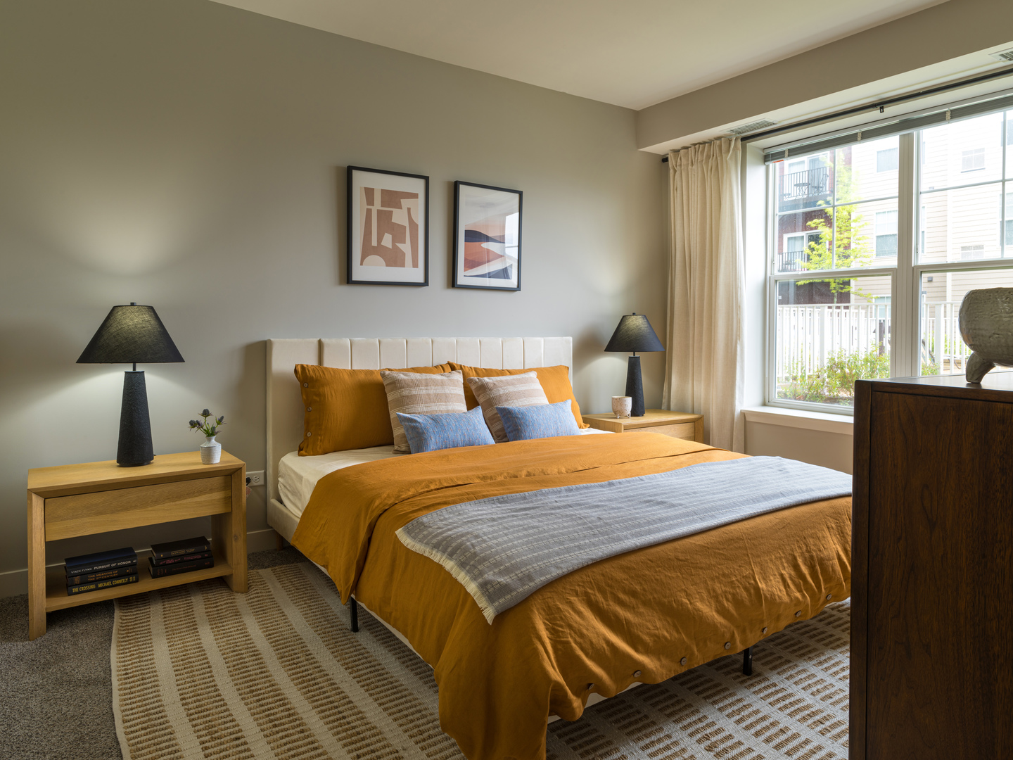 255 North Addison Avenue, Unit 439 Elmhurst, IL 60126 - Photo 5 of 23 a bedroom with bed and window