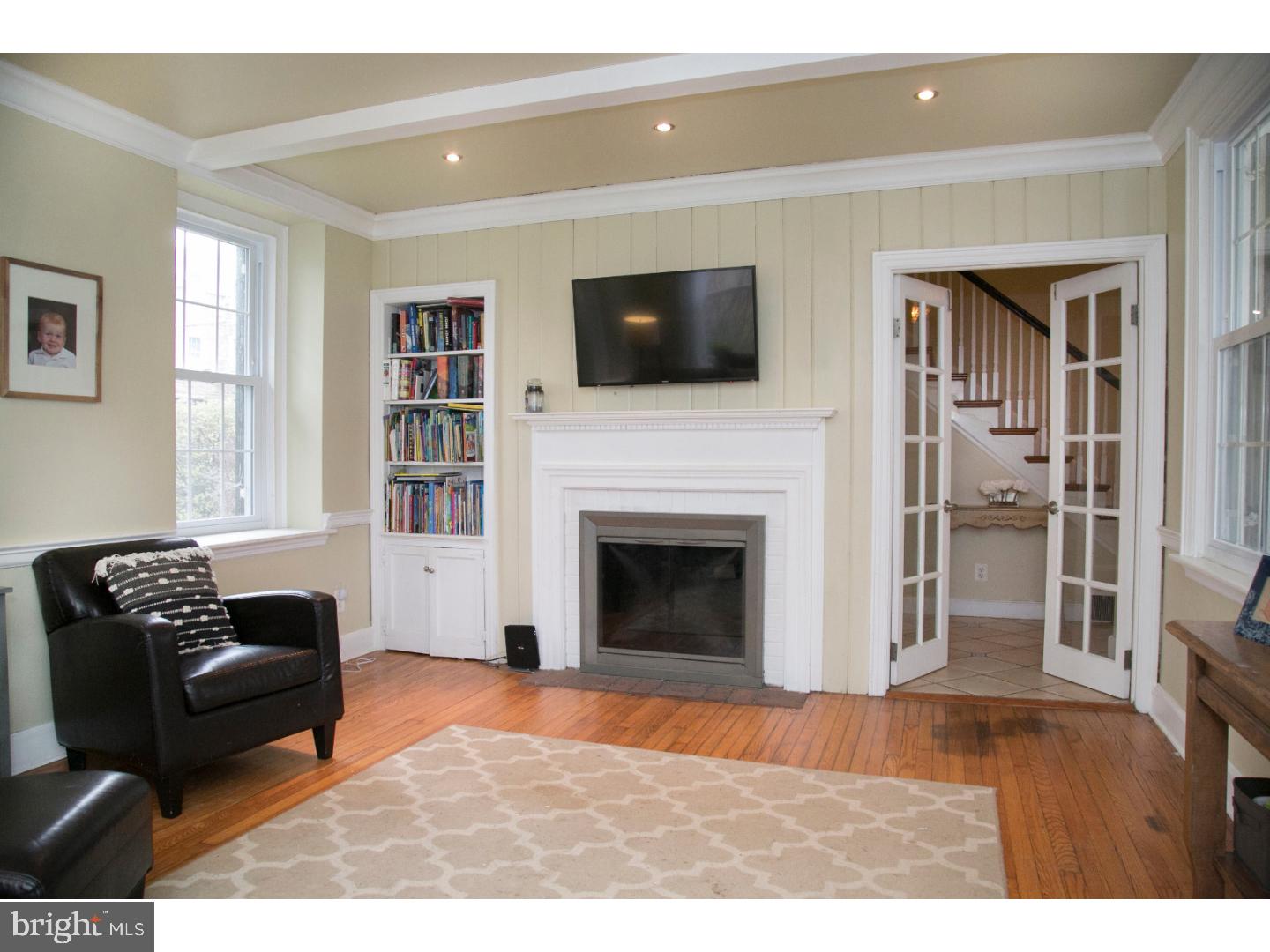 810 Gilbert Road Cheltenham, PA 19012 - Photo 5 of 22 Fireplace