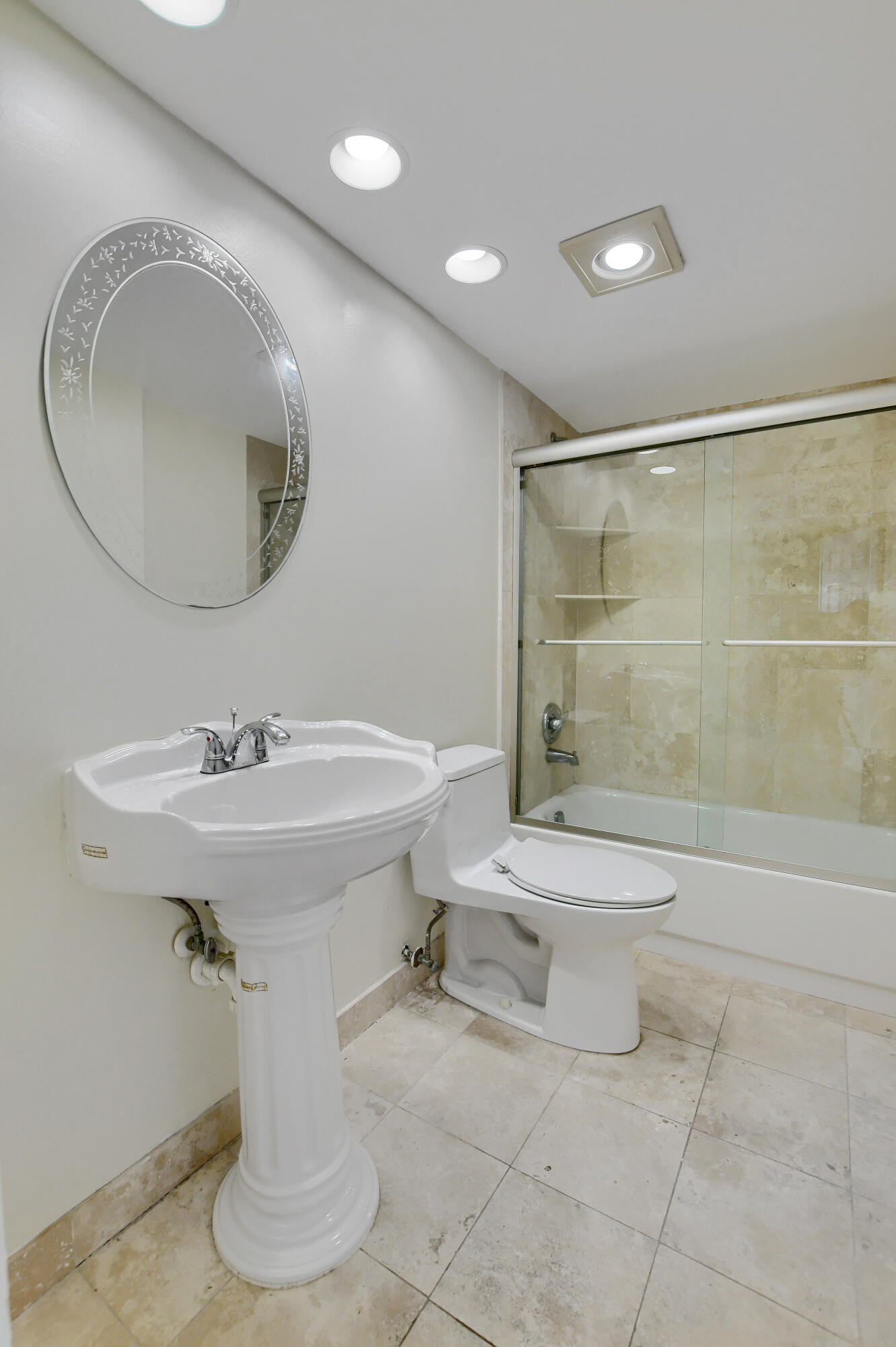 22 Royal Palm Way, Unit 6010 Boca Raton, FL 33432 - Photo 27 of 62 26_ebf_6285-hdr(5)