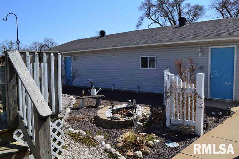 3418 Old 51 Road Sandoval, IL 62882 - Photo 4 of 18