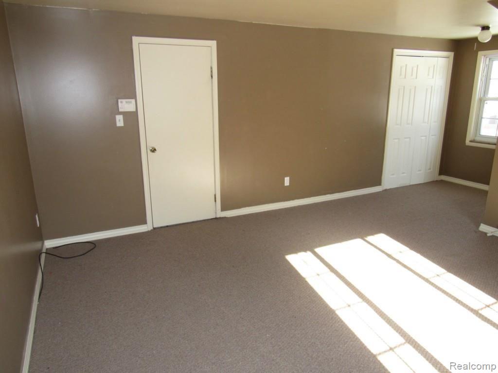 164 Erie Road Pontiac, MI 48341 - Photo 34 of 38