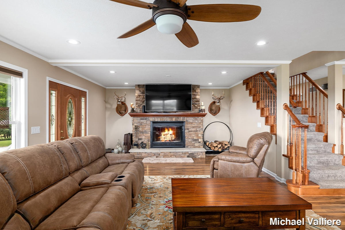 5675 South Stine Road Olivet, MI 49076 - Photo 13 of 104 14
