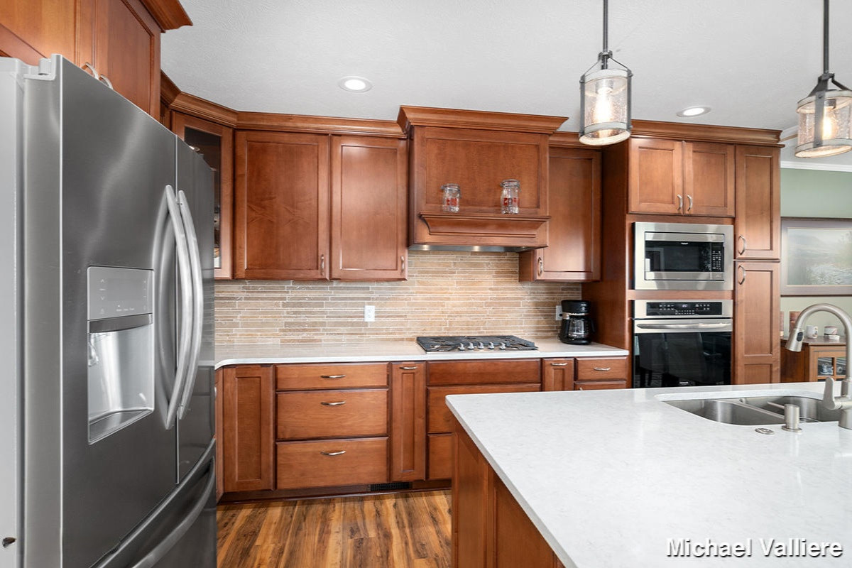 5675 South Stine Road Olivet, MI 49076 - Photo 16 of 104 17