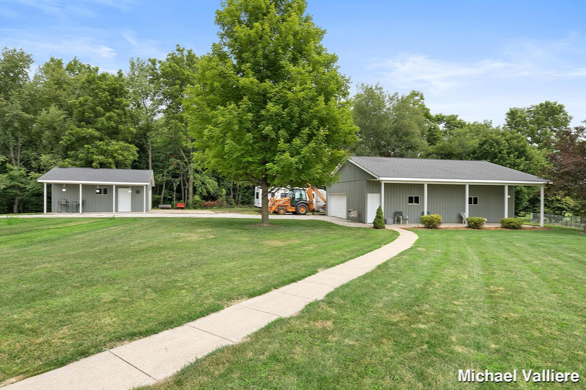 5675 South Stine Road Olivet, MI 49076 - Photo 27 of 104 28