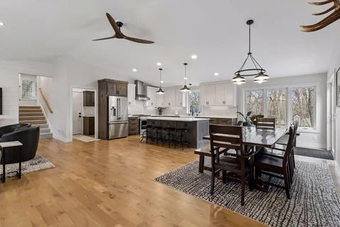 $1,595,000 | 20750 Garden Road, Excelsior, MN 55331