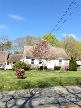 38 Wings Neck Road Bourne, MA 02559 - Photo 1 of 10 Gallery Image 1