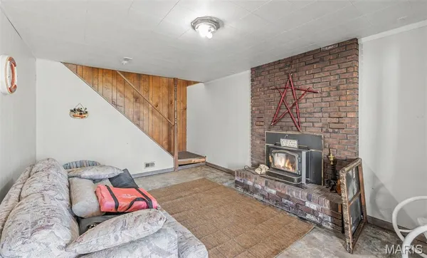 $275,000 | 1790 Lakeshore Drive, Cuba, MO 65453