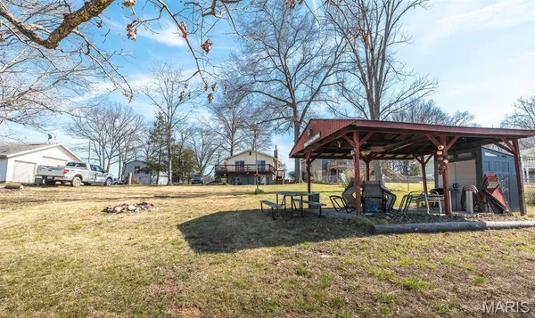 $275,000 | 1790 Lakeshore Drive, Cuba, MO 65453